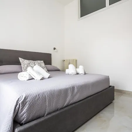 Portside 아파트호텔