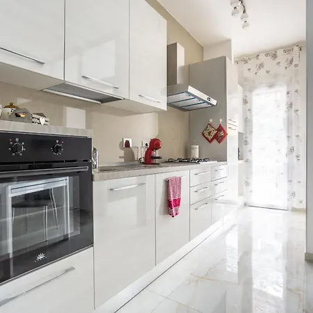 Portside 아파트호텔