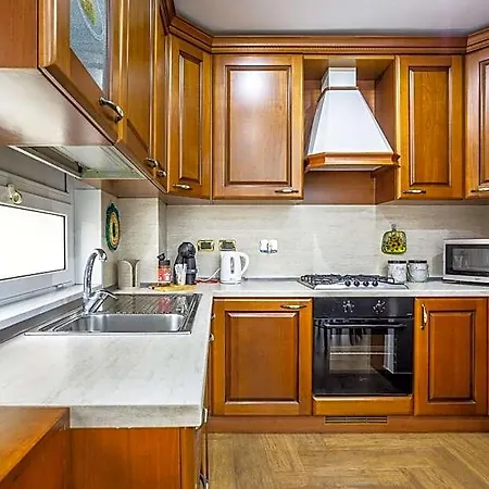 Portside 3*
