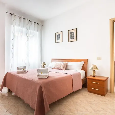 Portside Ξενοδοχείο με διαμερίσματα 3*